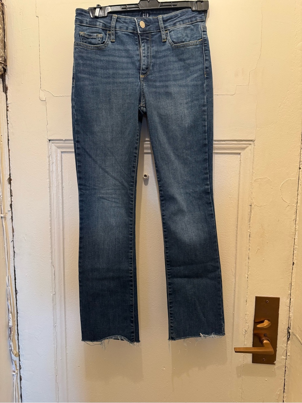 Gap 1969 Crop Kick Denim Jeans with Raw Hem